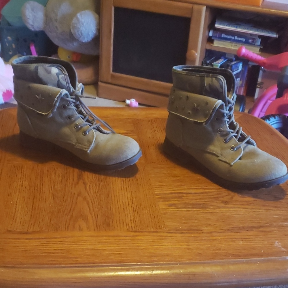 Boots
